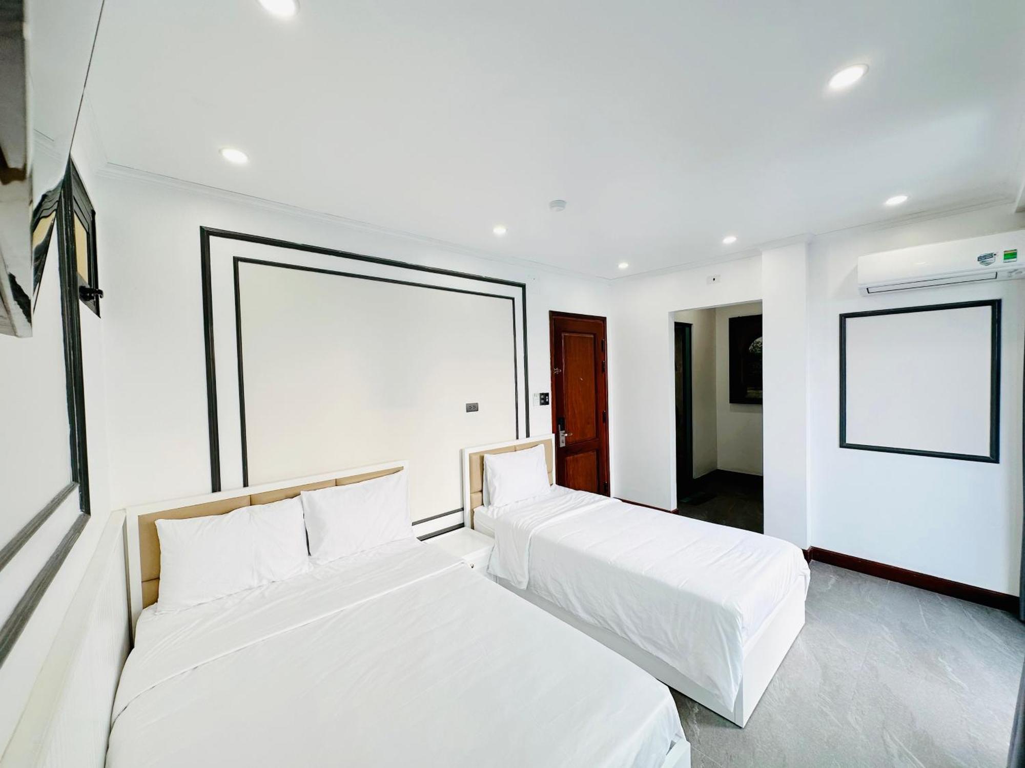 Sala Hotel Hue Exterior photo